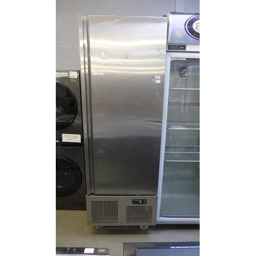 4019 - single door stainless steel catering fridge  *This lot is subject to VAT