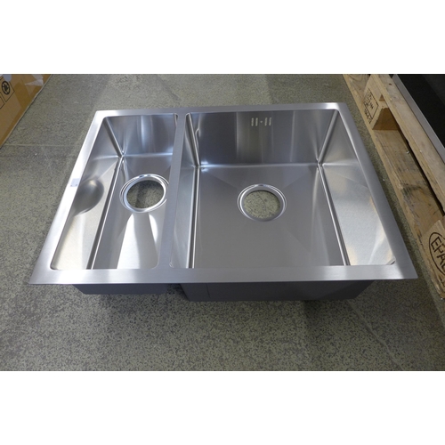 4058 - Idro 1.0 bowl stainless steel sink and a  Idro 1.5 bowl LHD sink (481-46, 51)  * This lot is subject... 