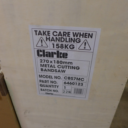 5163 - *VAT* An unopened, crated sample Clarke CBS7MC 270 x 180mm metal cutting band saw