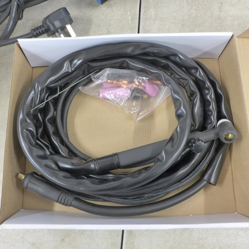 5319 - *VAT* A boxed sample ARC-120 welder with mask