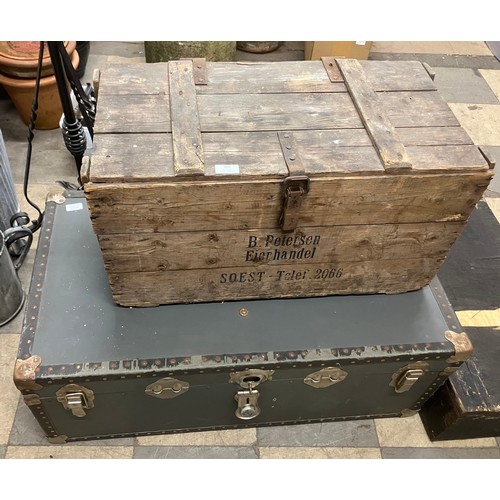 306 - A vintage steamer trunk and a Dutch pine crate