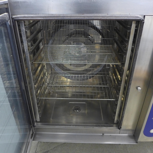 4092 - Hobart Bonnet equator combi catering oven  *This lot is subject to VAT