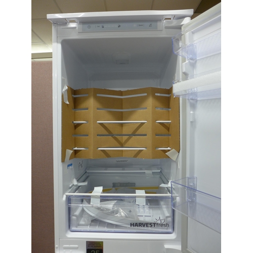 4120 - Beko 50/50 integrated fridge freezer - (frost free) (481-35)  * This lot is subject to VAT