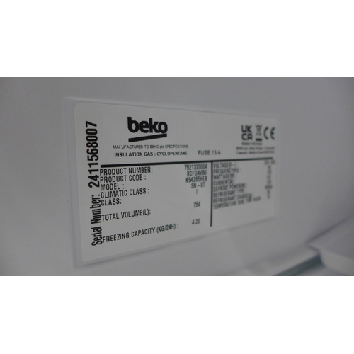 4120 - Beko 50/50 integrated fridge freezer - (frost free) (481-35)  * This lot is subject to VAT