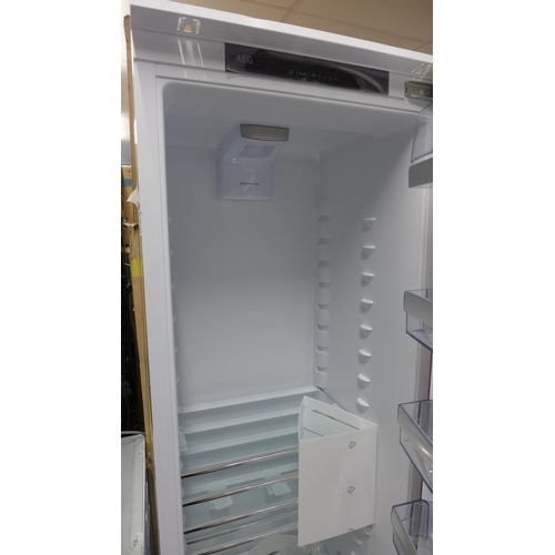 4121 - AEG integrated tower fridge (481-87)  * This lot is subject to VAT