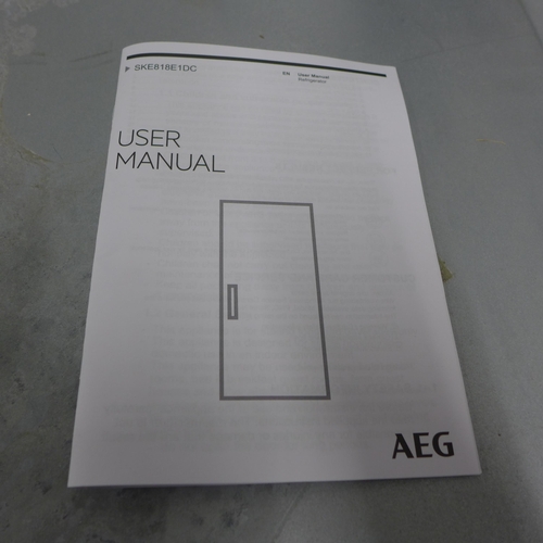 4121 - AEG integrated tower fridge (481-87)  * This lot is subject to VAT