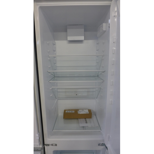 4128 - Bosch 70/30 fridge freezer (481-32)  * This lot is subject to VAT