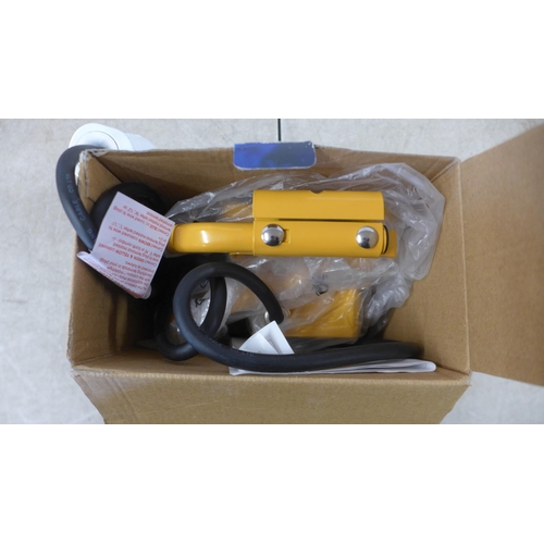 5331 - *VAT* Three LED work lights, a Clarke rechargeable LED COB work light  and two Clarke 110v COV LED w... 