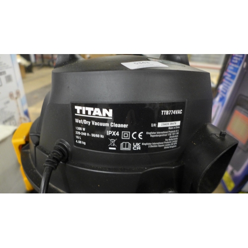 5343 - A Titan TTB774Vac wet and dry vacuum cleaner