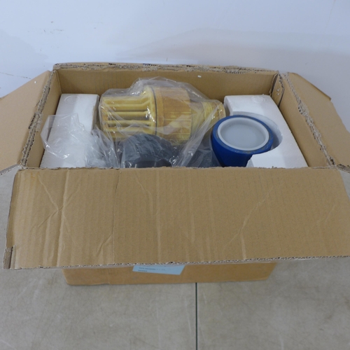 5376 - *VAT* A boxed sampe MHF6A 230v centrifugal pump