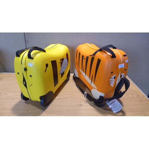 6029 - Two American Tourister ride on kids suitcases  (350-270,271) *This lot is subject to VAT