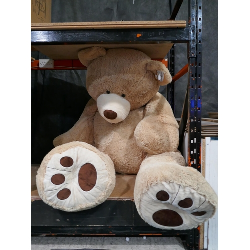 6250 - Hugfun plush bear, Original RRP £249.99 + VAT  (350-275) *This lot is subject to VAT