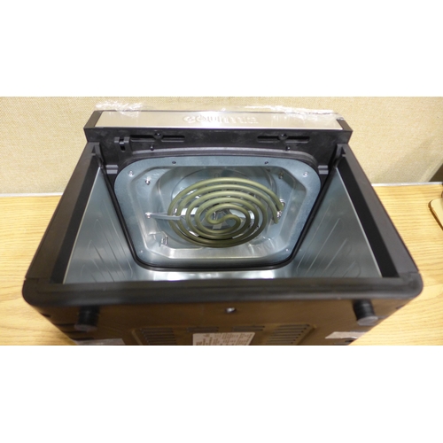 6183 - Gourmia window air fryer (351-622) *This lot is subject to VAT