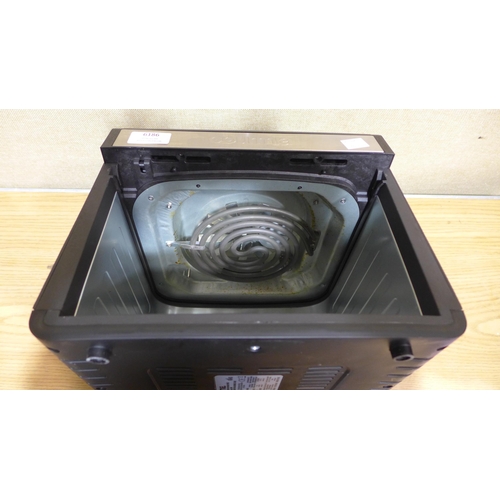 6186 - Gourmia window air fryer   (351-621) *This lot is subject to VAT