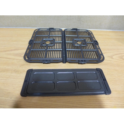 6188 - Sur La Table air fryer   (351-620) *This lot is subject to VAT