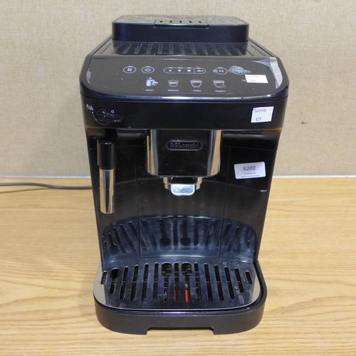 6202 - Delonghi bean to cup coffee machine, Original RRP £284.99 + VAT (351-679) *This lot is subject to VA... 