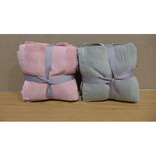 6205 - Ted Baker hand towels   (351-656,657) *This lot is subject to VAT