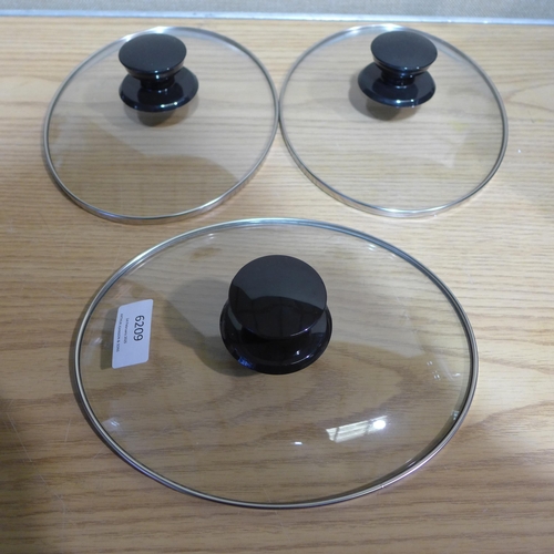 6209 - Gourmet triple slow cooker   (350-217/901) *This lot is subject to VAT