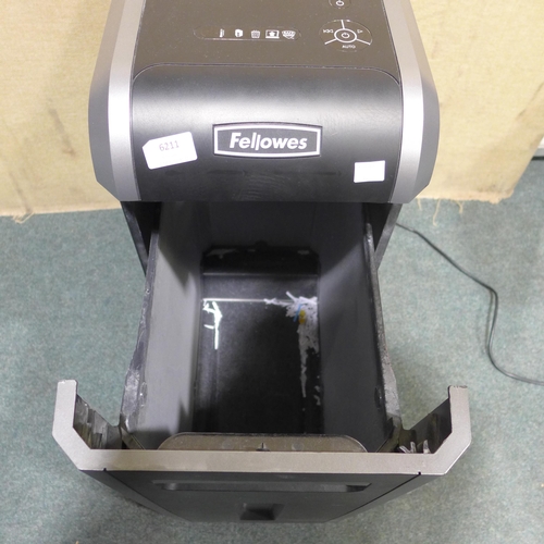 6211 - Fellowes 125 CI shredder (481-616) *This lot is subject to VAT