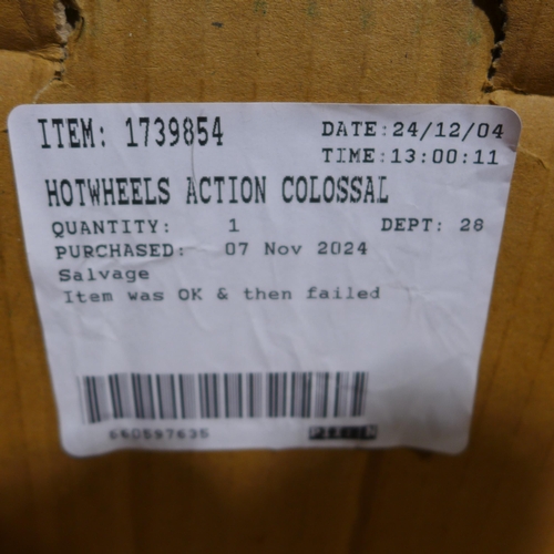 6216 - Hotwheels action colossal speed crash, The Pet Store dog toys and Tekk mini basketball hoop monster ... 