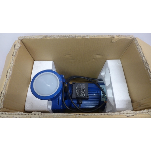 5390 - *VAT* Two boxed sample MHF6AR Centrifugal pump - 4-4