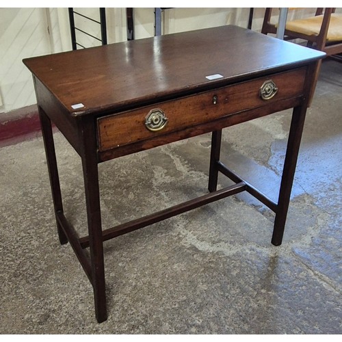 208 - A George III mahogany single drawer side table