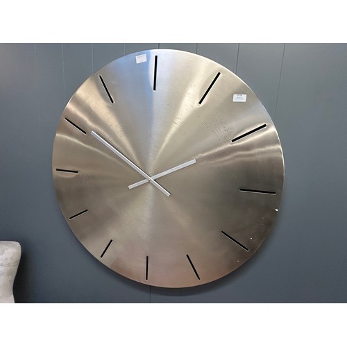 3079 - A brushed metal minimalist wall clock