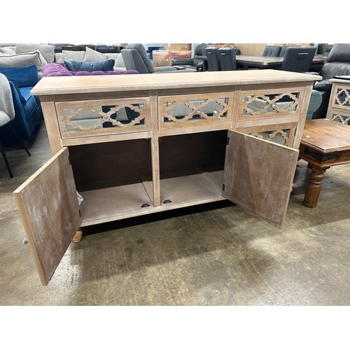 3166 - A wood lattice mirrored sideboard