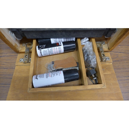 5025 - A set of router cutting bits in wooden case with a cased set of bore cutting bits