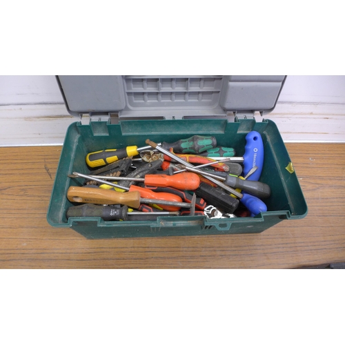 5028 - A quantity of tools and other items including two cased socket sets, cased SDS drill bits, a Weller ... 