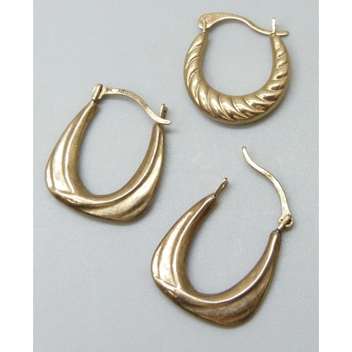 7016 - A collection of 9ct gold earrings, 1.9g, together with a pair of unmarked earrings set with pearls (... 