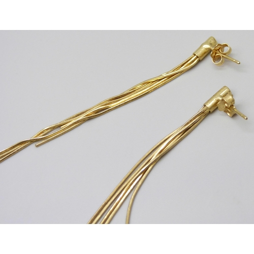 7028 - A pair of 18ct gold drop earrings, 6.8g, 9.2cm