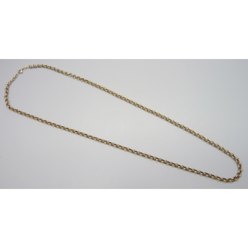 7062 - A 9ct gold belcher chain necklace, 9.3g, 61cm