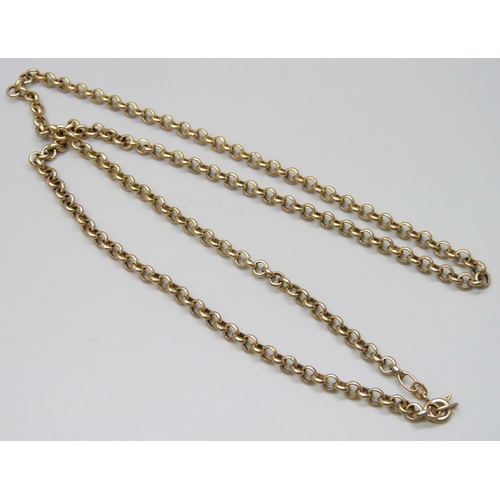 7062 - A 9ct gold belcher chain necklace, 9.3g, 61cm