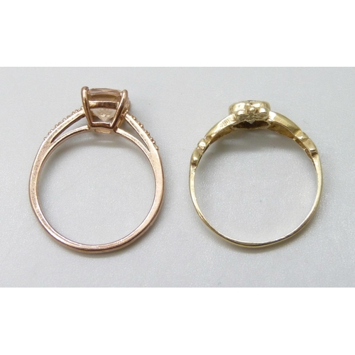 7091 - Two 9ct gold rings, 3.9g total, heart ring size O, the other size N