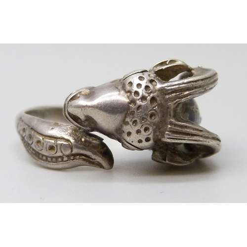 7095 - A .800 silver and enamel ram's head ring, R/S, and a repaired white metal ring set with a pink stone... 