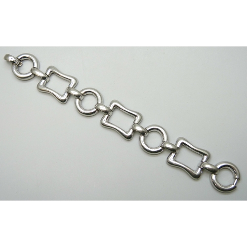 7104 - A .915 silver bracelet, 39g, 19.5cm