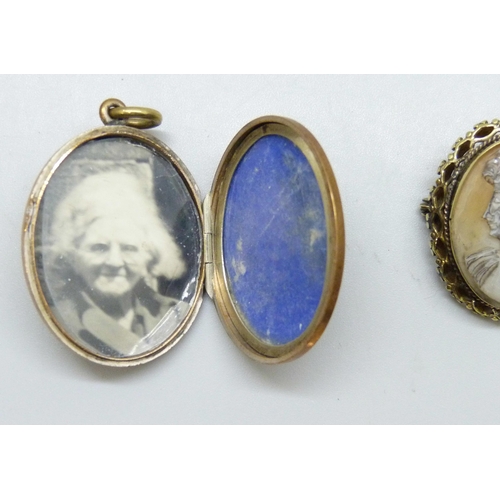 7132 - A collection of Victorian and later jewellery including brooches and a buckle design locket