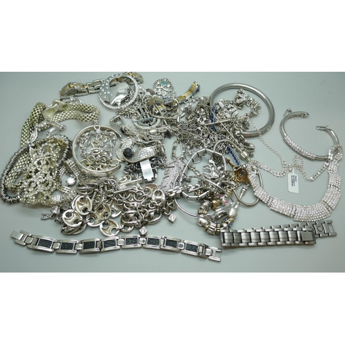 7167 - A collection of silver tone costume jewellery