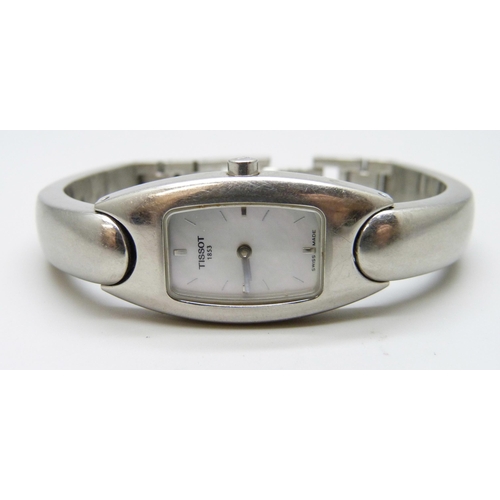 7189 - A lady's Tissot stainless steel wristwatch, 19mm including crown