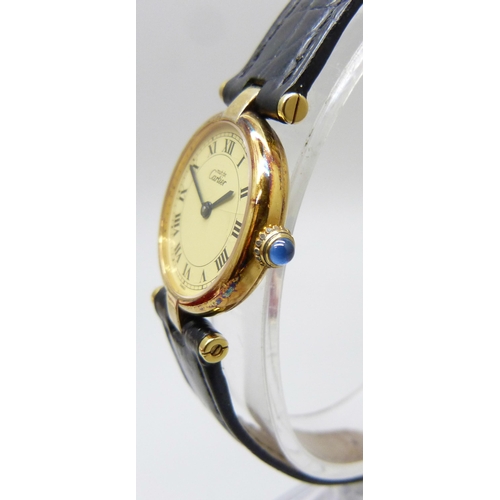 7201 - A lady's Must De Cartier Paris wristwatch on a Cartier leather strap, silver gilt case, 26mm includi... 