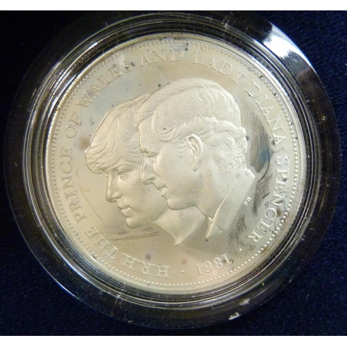 7216 - Two silver proof coins, The Queen Mother 80th Birthday commemorative crown and The Prince of Wales a... 