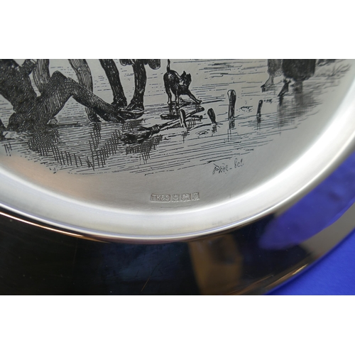 7276 - A limited edition silver 'The Pickwick Christmas Plate' 1974, 36/400, 459g, boxed with certificate