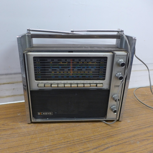 5103 - A quantity of vintage radio equipment including a JVC RC-250LB radio cassette recorder, a Fidelity R... 