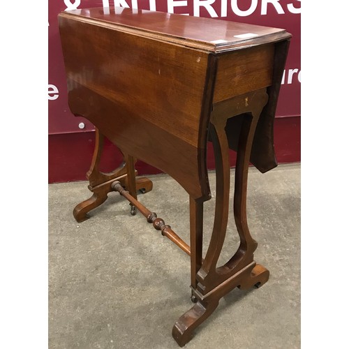 180 - An Edward VII mahogany Sutherland table