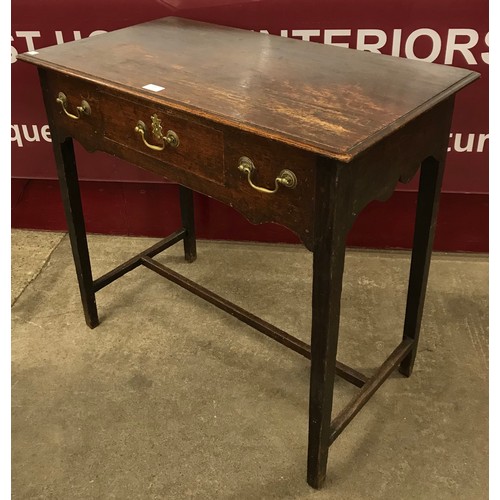 205 - A George II oak single drawer side table