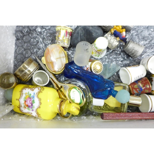 2066 - Miscellaneous lot, thimbles, scent bottles and dip pens etc