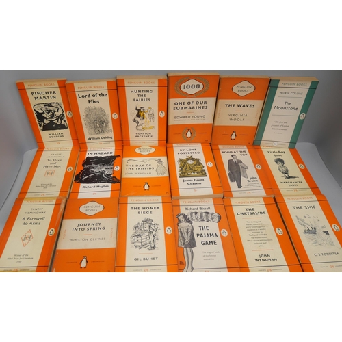 2105 - A collection of Penguin fiction books, orange, and Pengiun Crime, green, 37 in total