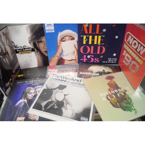 2122 - Twenty vinyl LP records to include Faces, Fleetwood Mac, Kelly Clarkson, Soundtracks, etc., Avatar, ... 