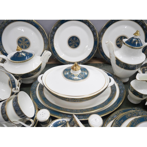 2169 - A large Royal Doulton fine bone china dinner and tea service, in the Carlyle pattern. Comprising of ... 